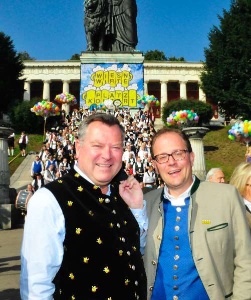 Standkonzert 2018: Bürgermeister Josef Schmidt und Wiesn-Stadtrat Manuel Pretzl (Foto: Robert Auerbacher)