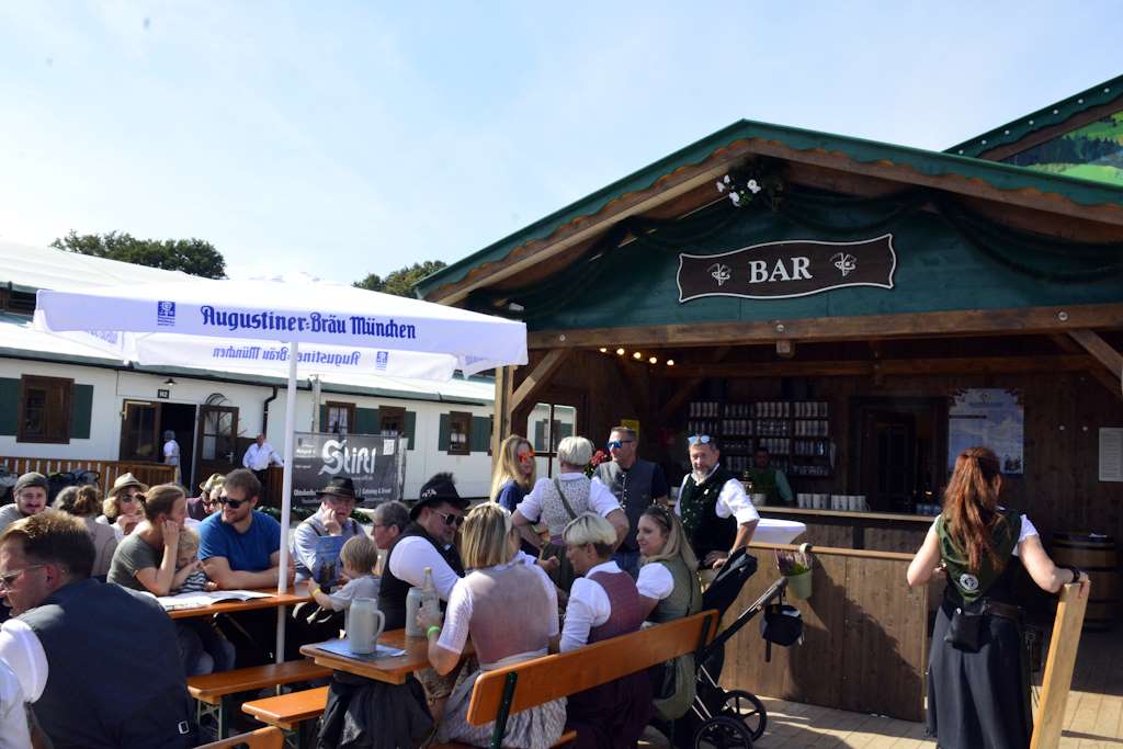 Bildergalerie | Oktoberfest-TV.de: Mnchner Oktoberfest 2026 - Kameras,  Videos, Bilder, Wiesn-Informationen, Nachrichten | Mnchen
