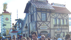 Zur Bratwurst (Foto: Martin-Roger Jones)