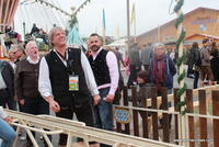 Unterwegs auf der Oidn Wiesn(Foto: Gerd Bruckner) Unterwegs auf der Oidn Wiesn(Foto: Gerd Bruckner)