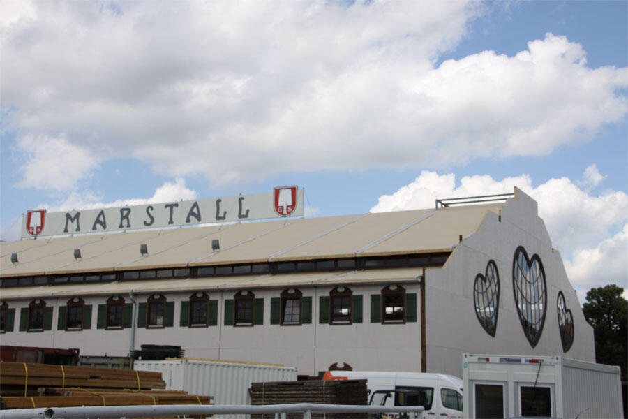 Das Marstall wird erstmals aufgebaut (Foto: Nina Eichinger)