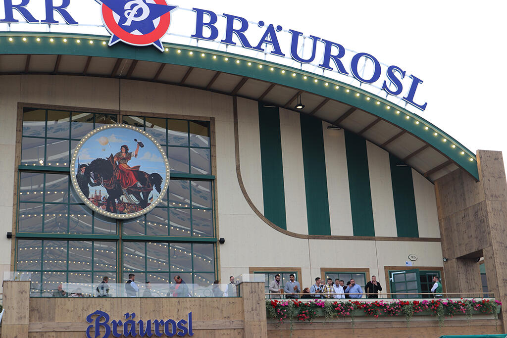 Die neue Bräurosl auf dem Oktoberfest (Foto: Nina Eichinger) Die neue Bräurosl auf dem Oktoberfest (Foto: Nina Eichinger)