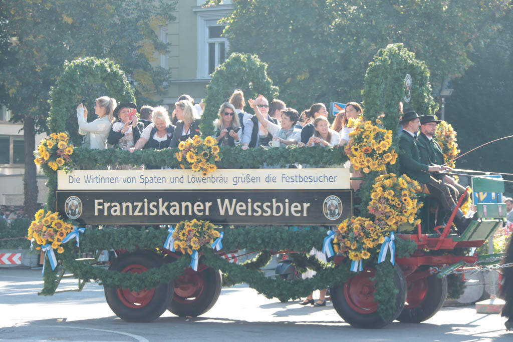 Trachten- und Schützenzug (Foto: Frederic Eichinger) Foto: (Foto: Frederic Eichinger)